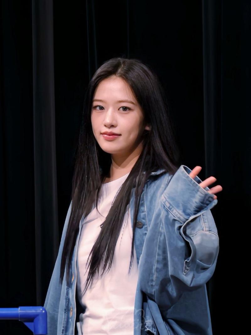 아이브 안유진