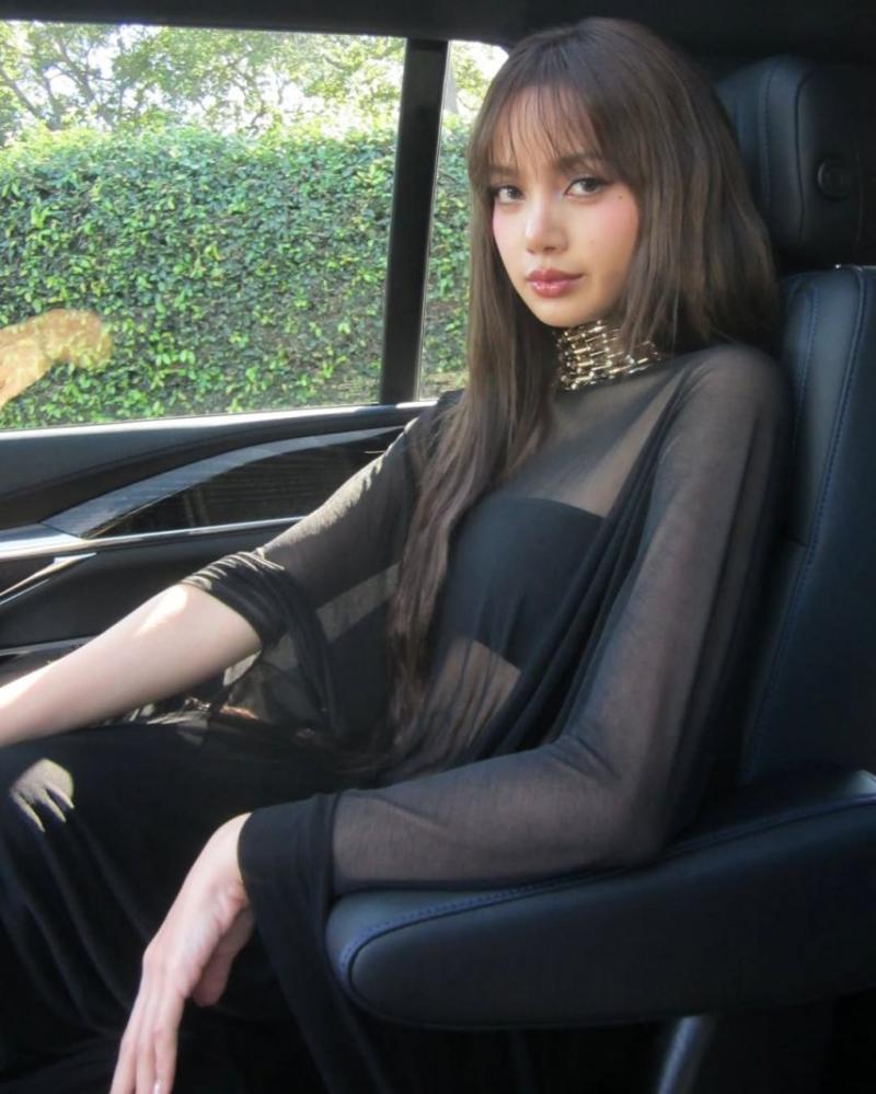 BLACKPINK (블랙핑크) 리사