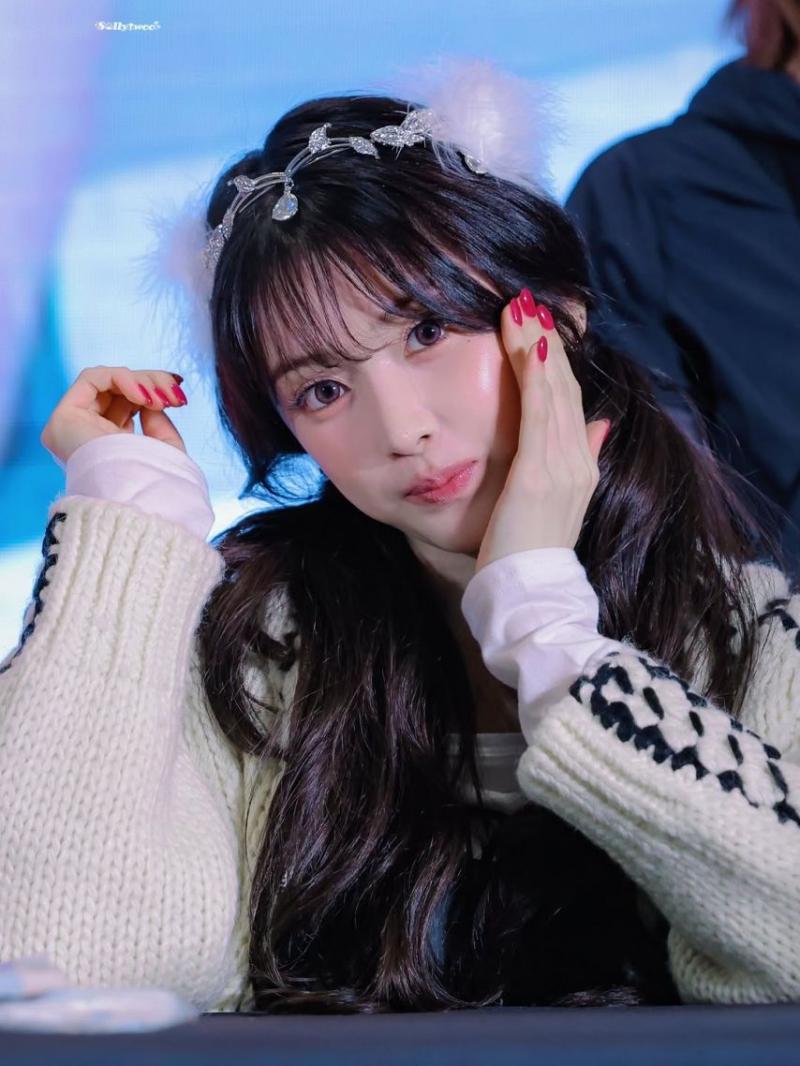 NMIXX (엔믹스) 지우
