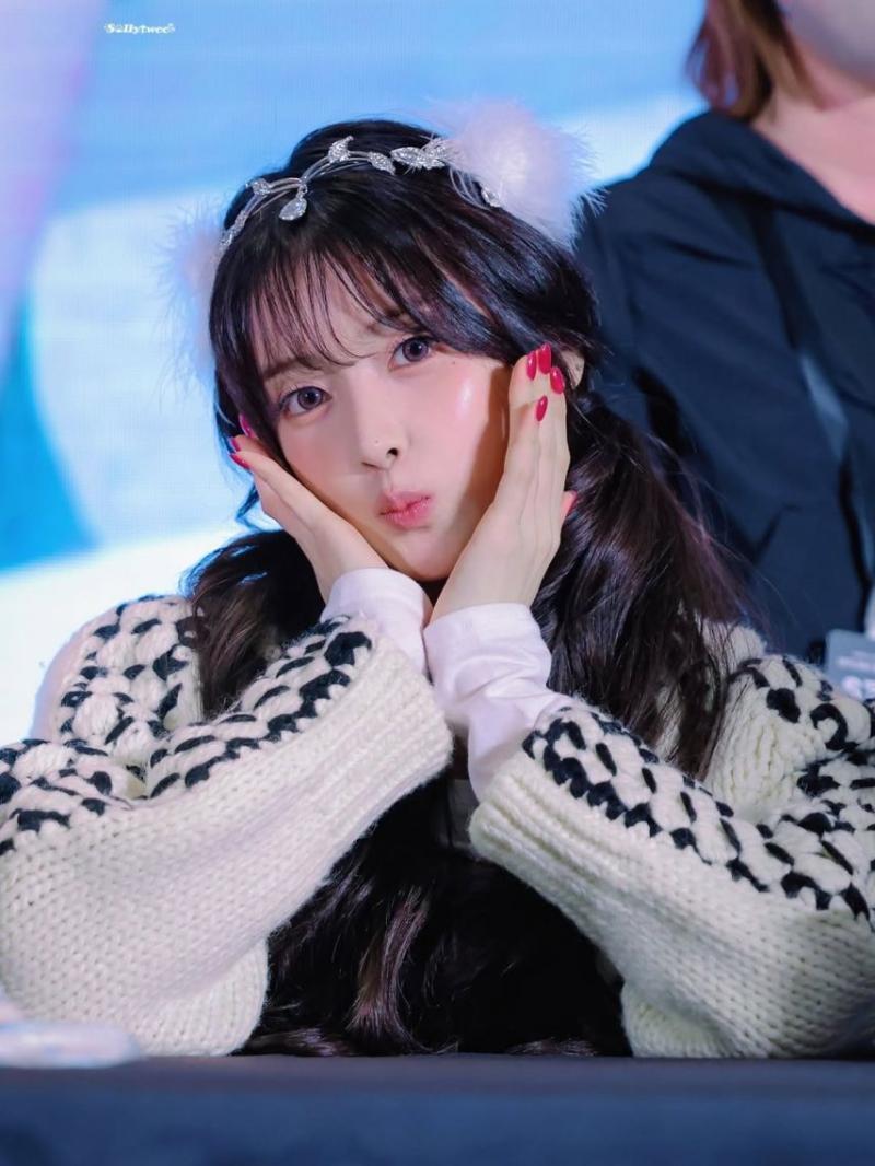 NMIXX (엔믹스) 지우