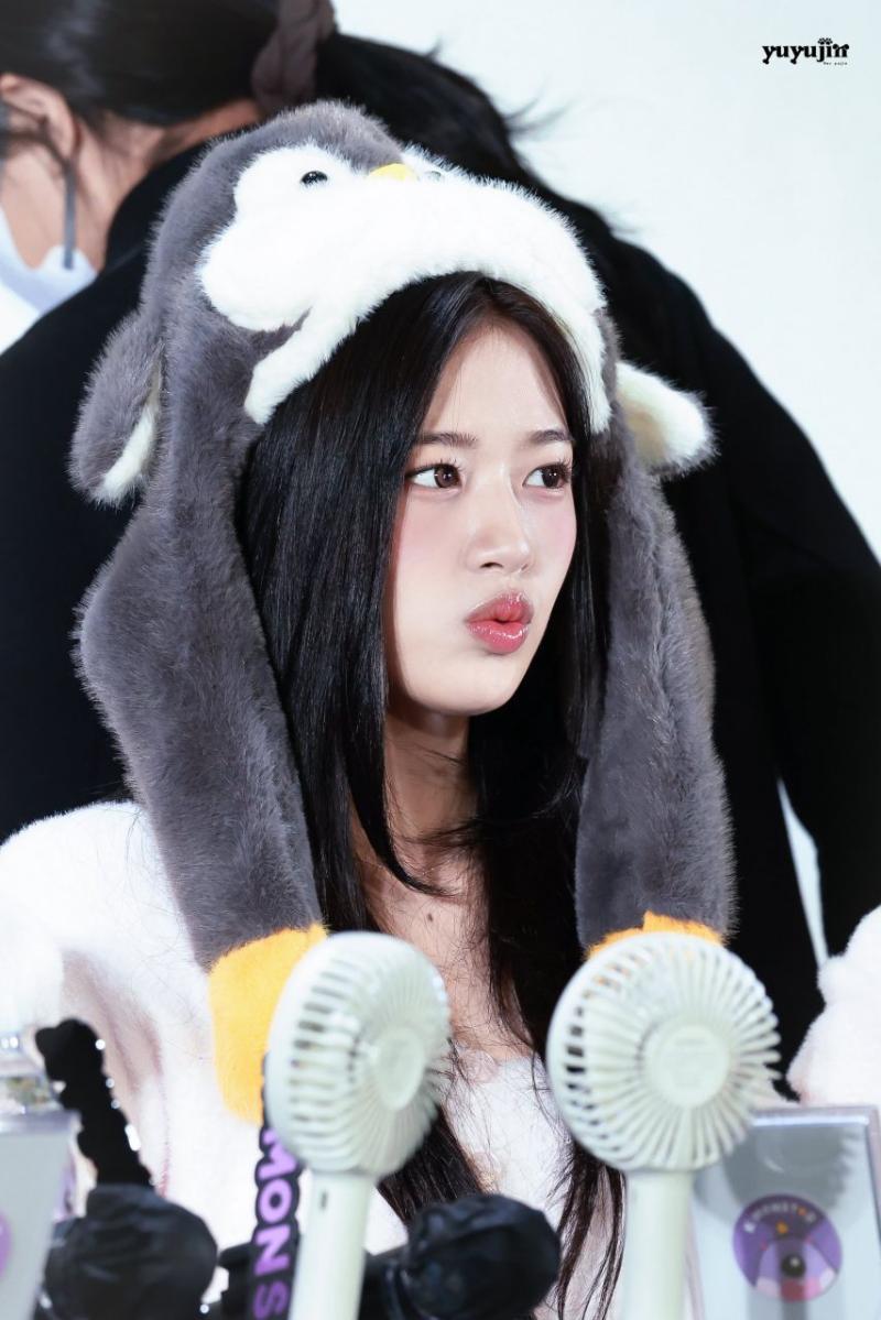 아이브 안유진