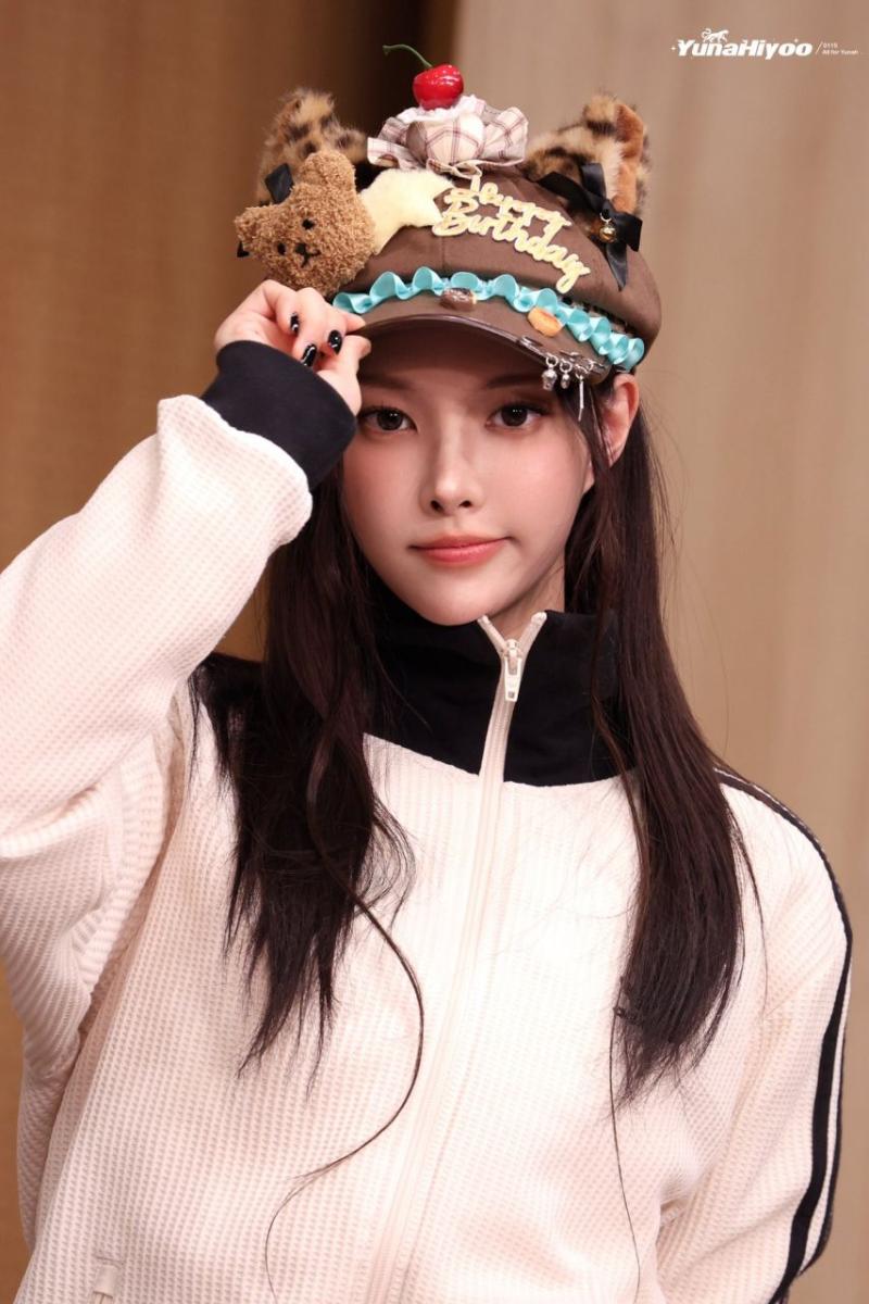 아일릿 윤아