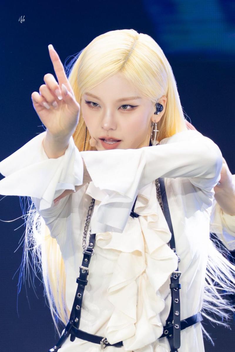 있지 예지