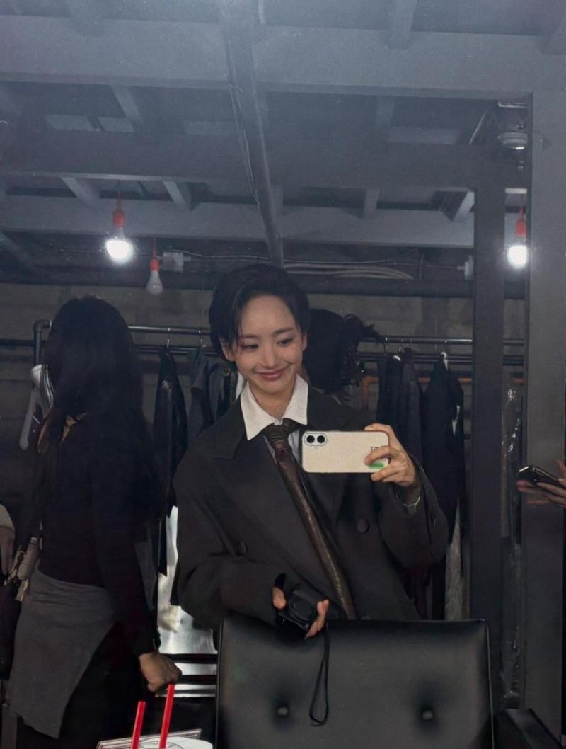 윈진아