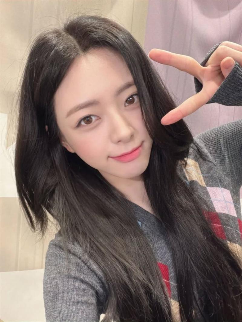 ITZY (있지)