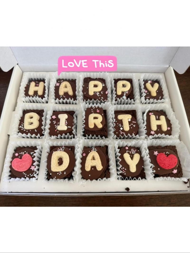 생일맞은 손예진