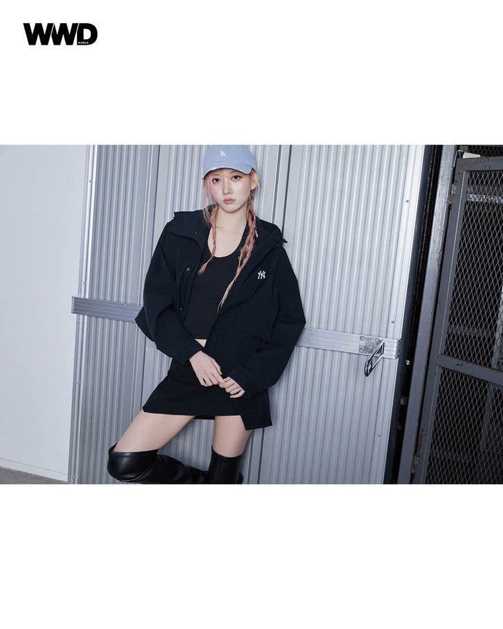 아이브(IVE) 가을, 패션 매거진 WWD 코리아 2월호 커버.JPG