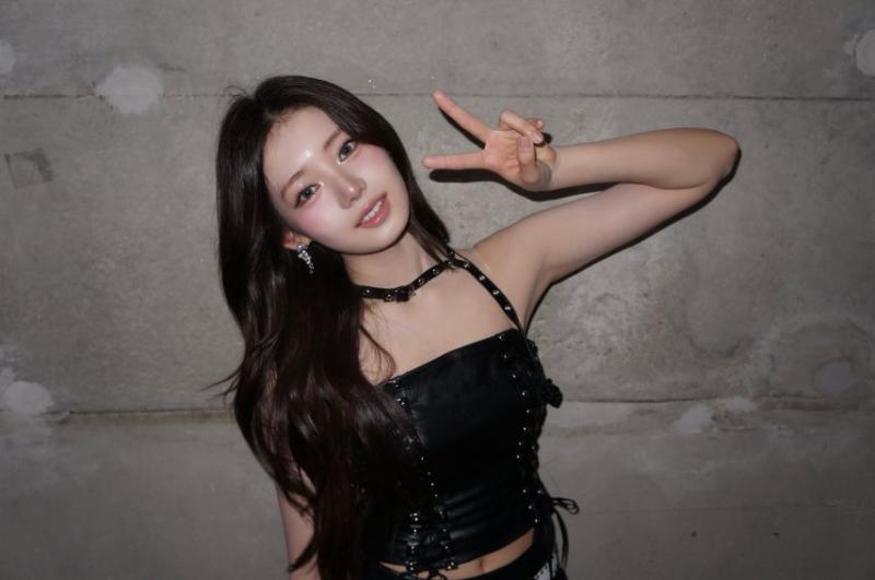 베이비몬스터 로라