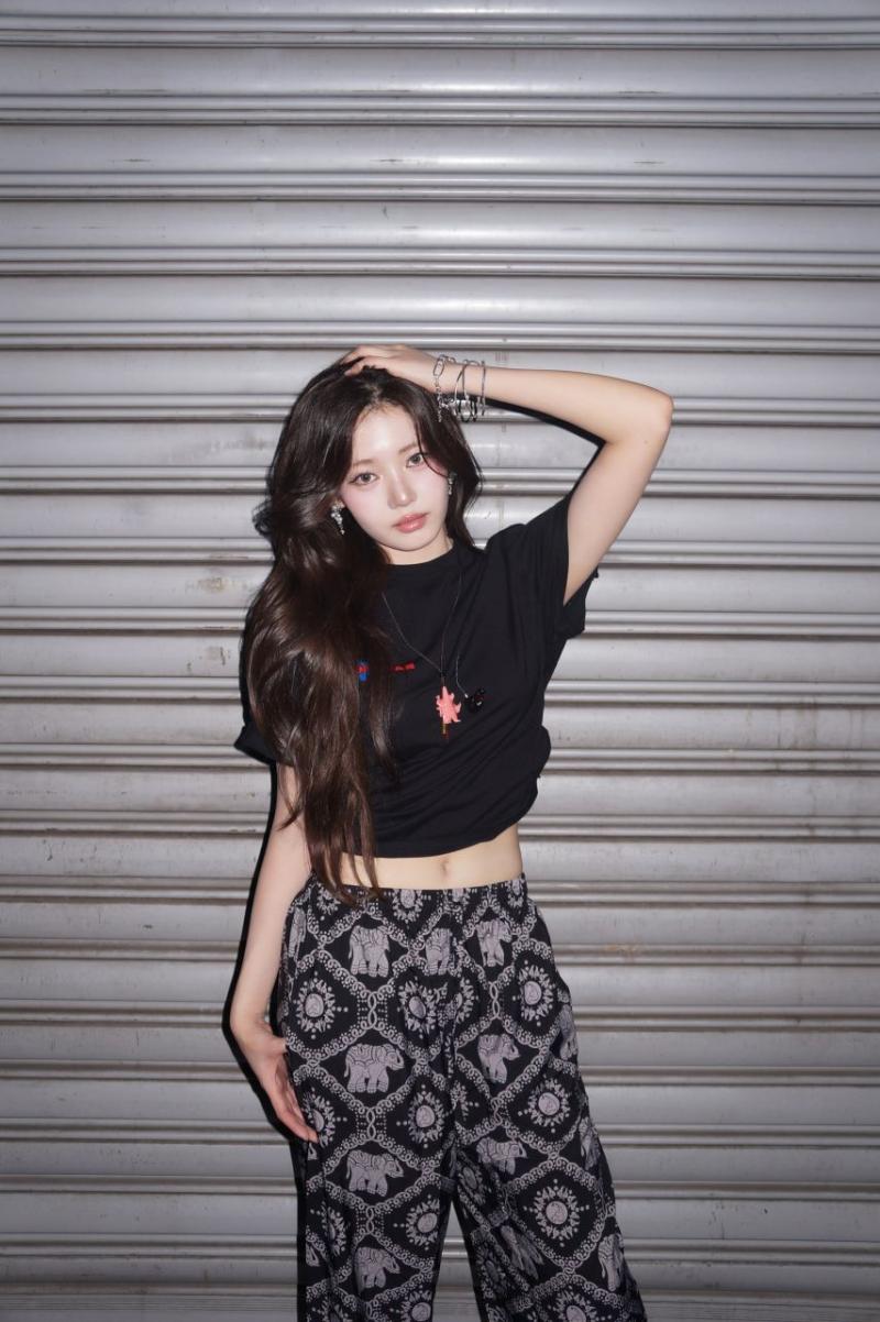 베이비몬스터 로라