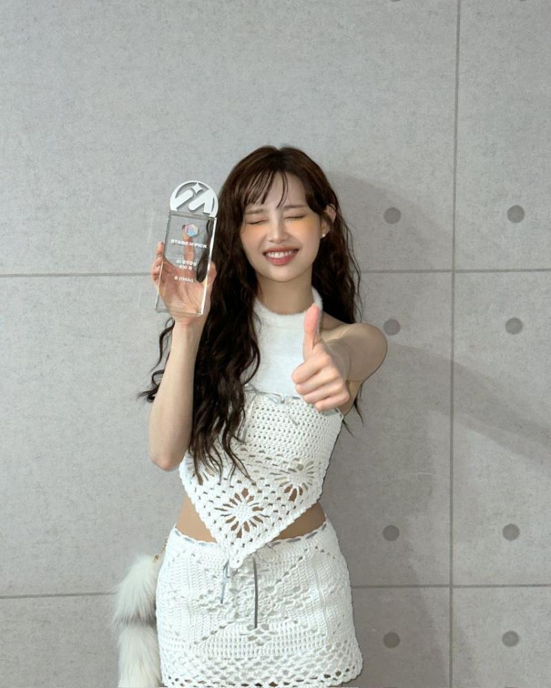 츄 STAGE M PICK 1위/ 릴스/ 인별