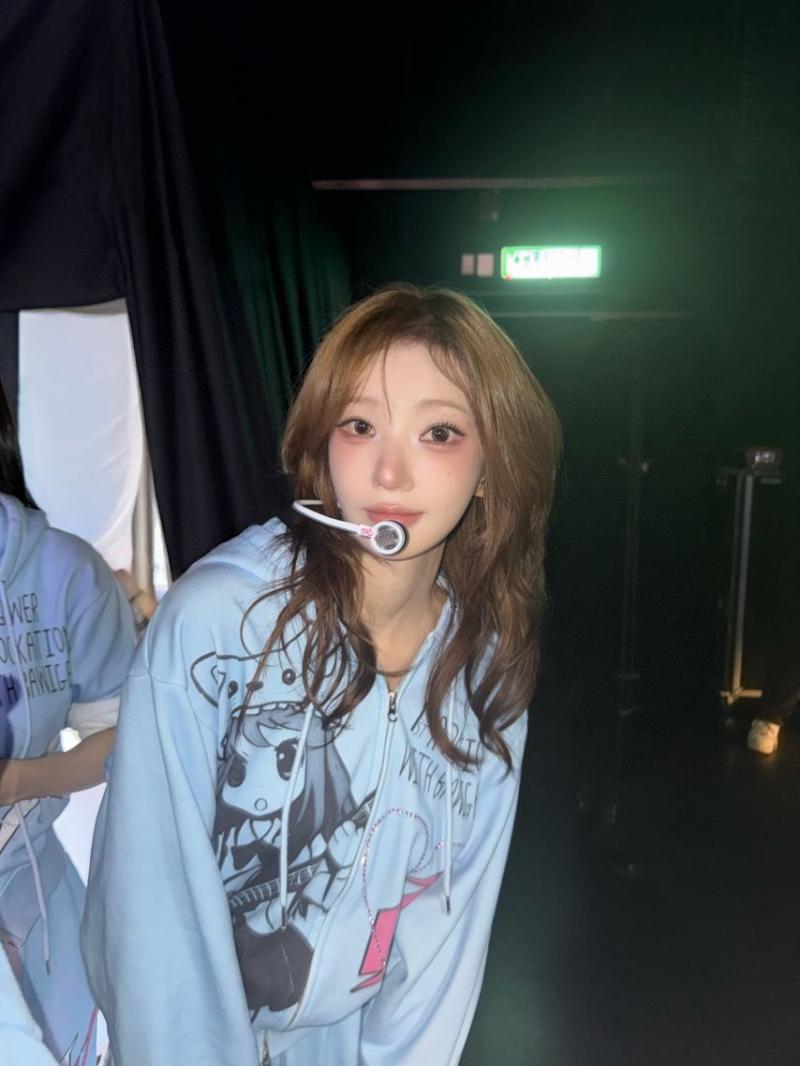 qwer 마젠타,  시연