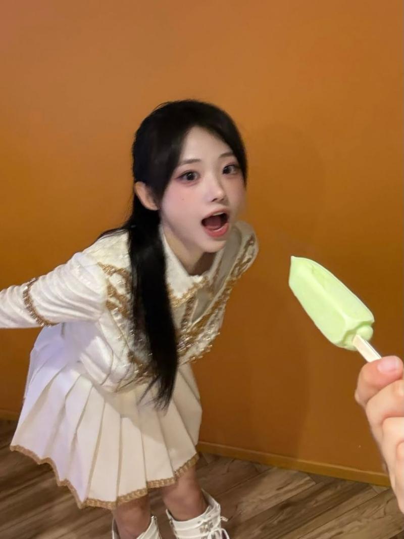QWER 히나