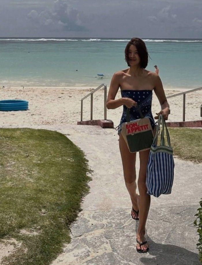 김빈우 비키니