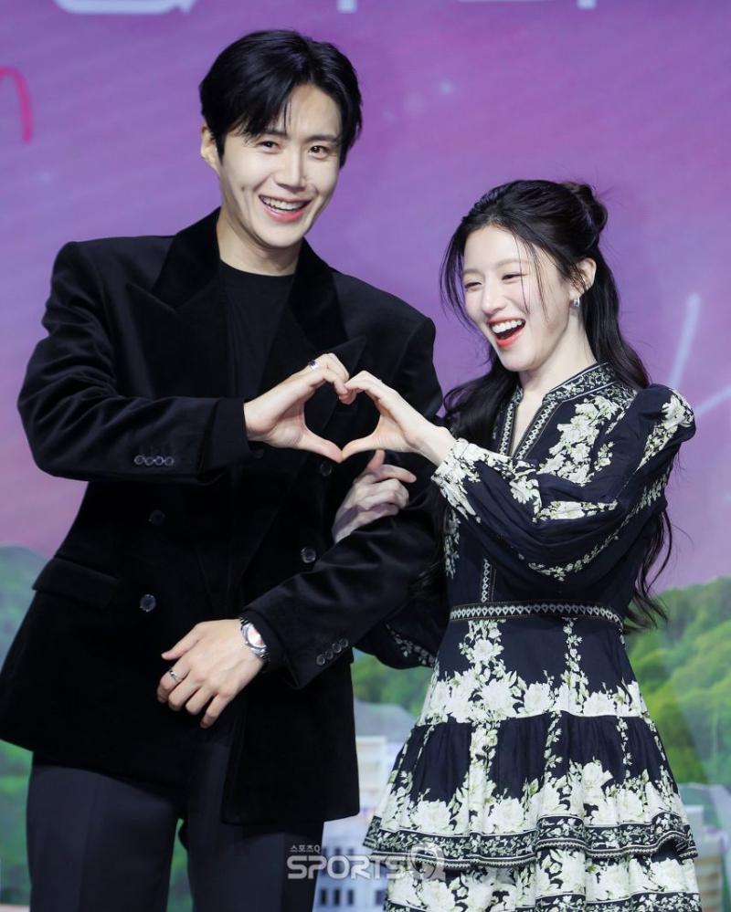 고윤정