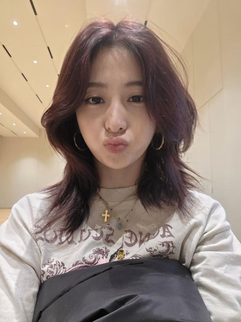 르세라핌 윤진