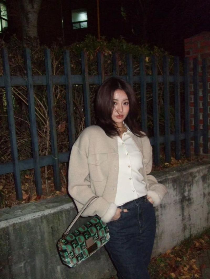 르세라핌 윤진