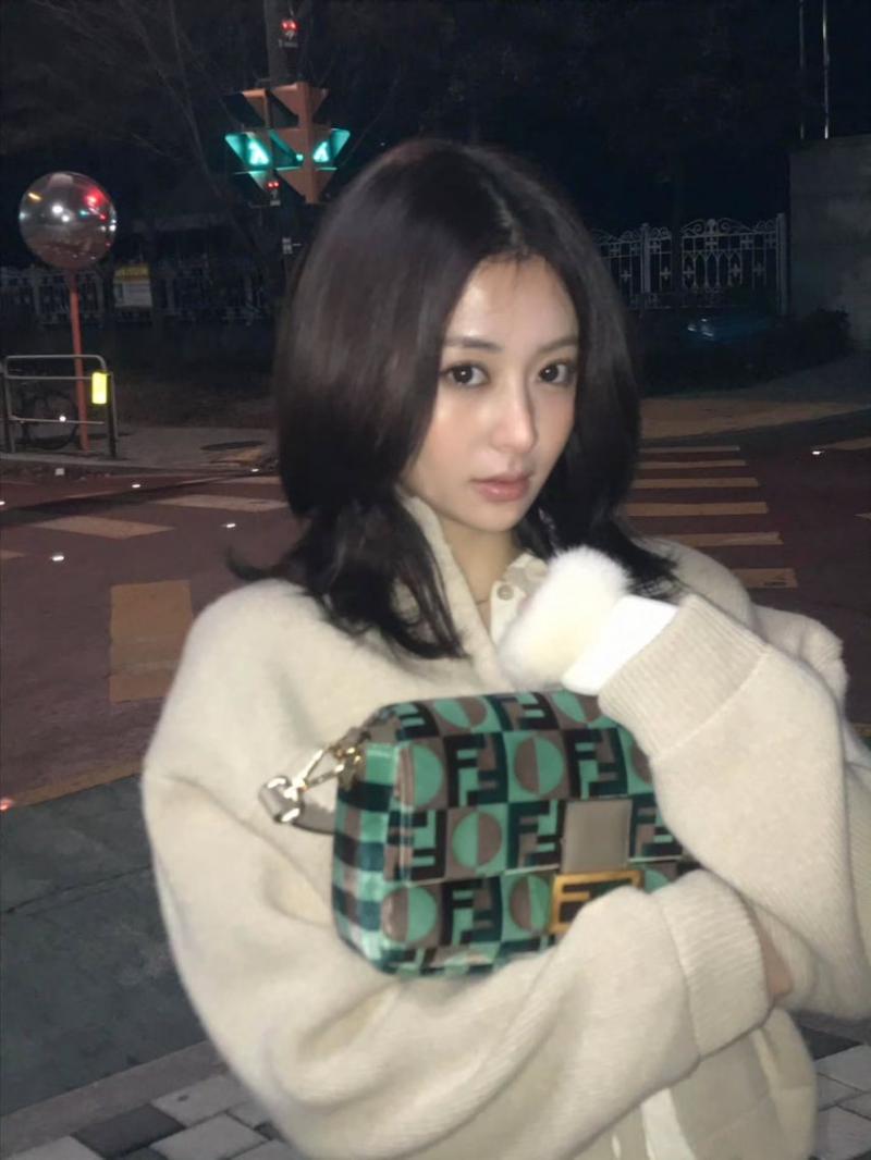 르세라핌 윤진