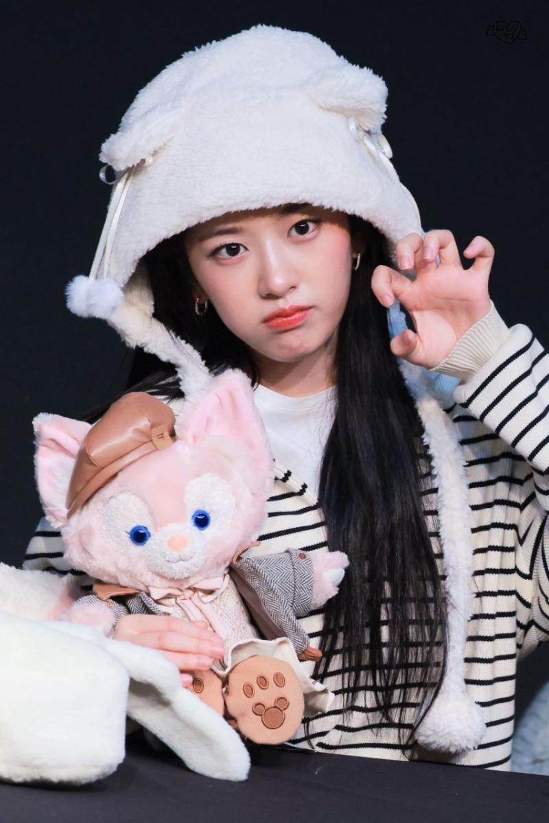 아이브 안유진