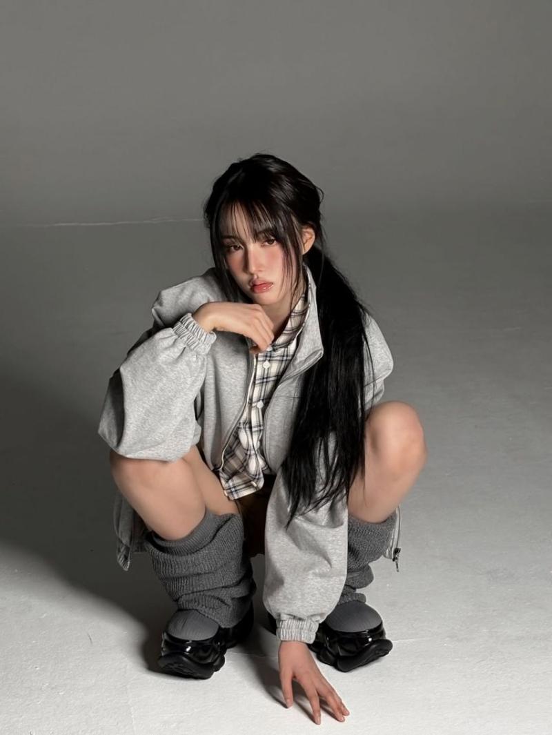 STAYC (스테이씨) 윤