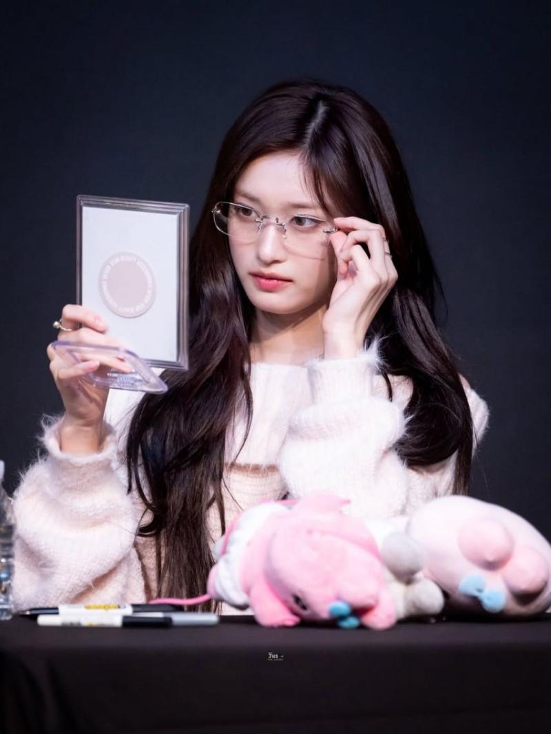 IVE (아이브) 이서