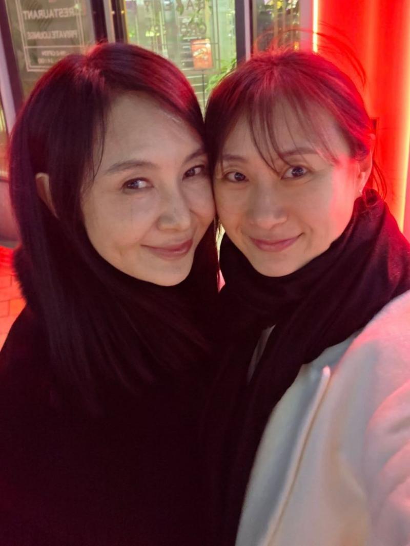 채시라