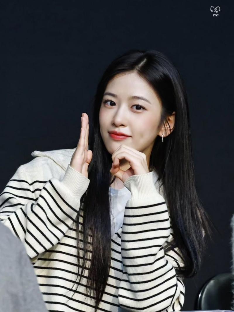 IVE (아이브) 안유진
