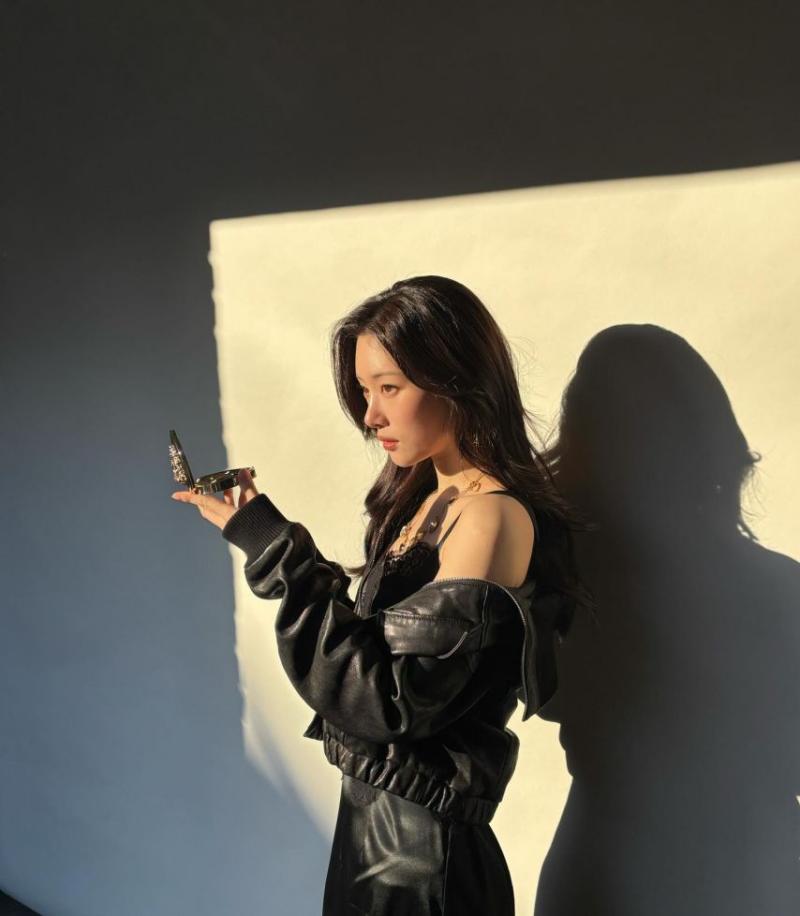 정채연