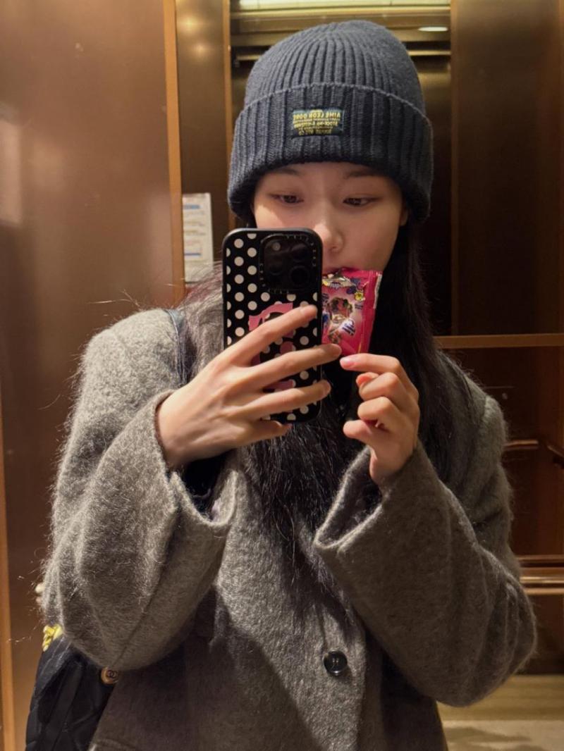 정채연