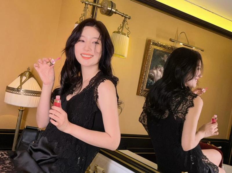 정채연