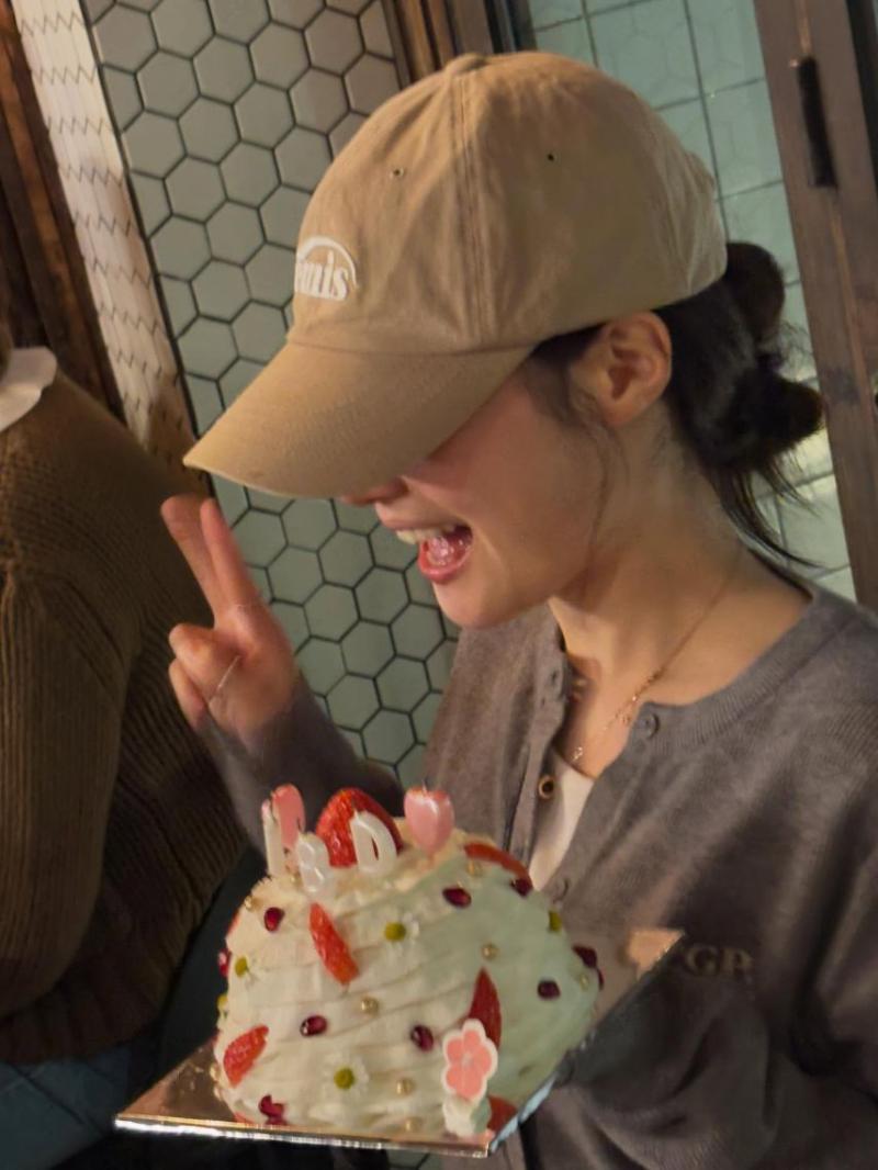 정채연