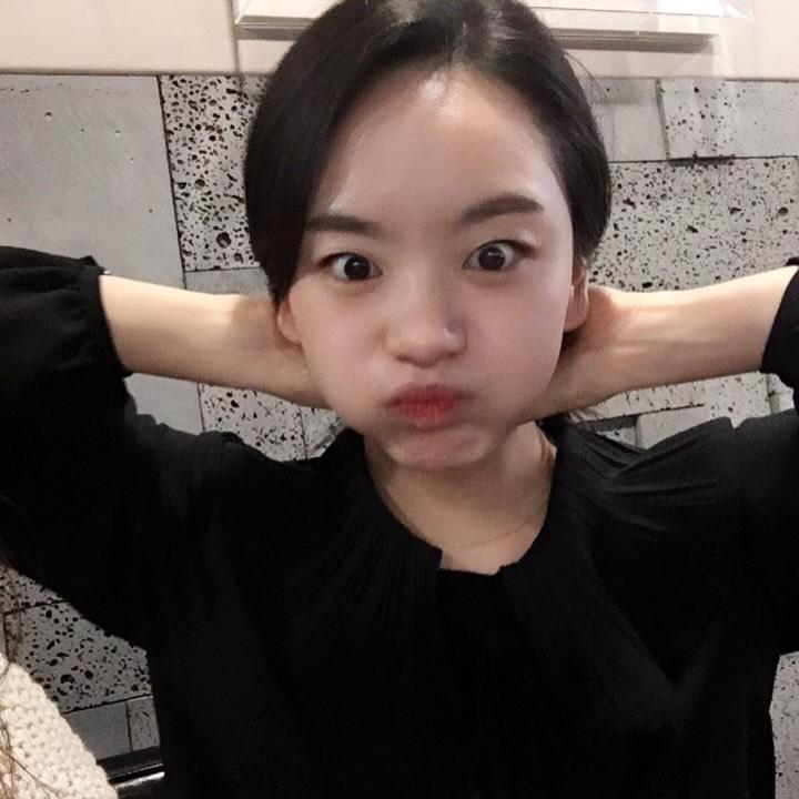원진아 SNS