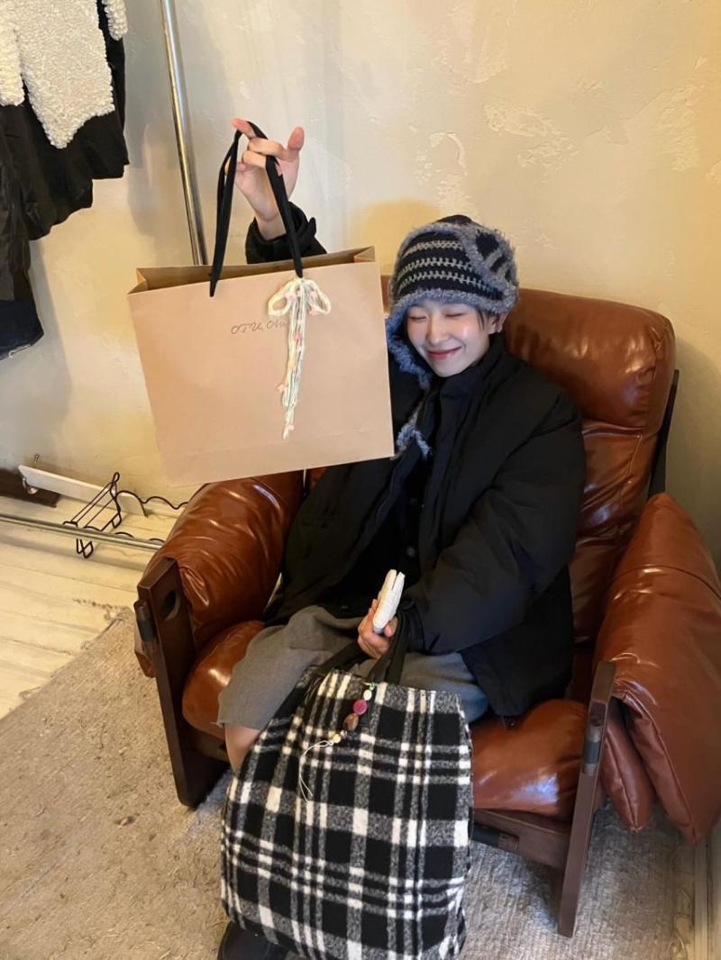 윤가이