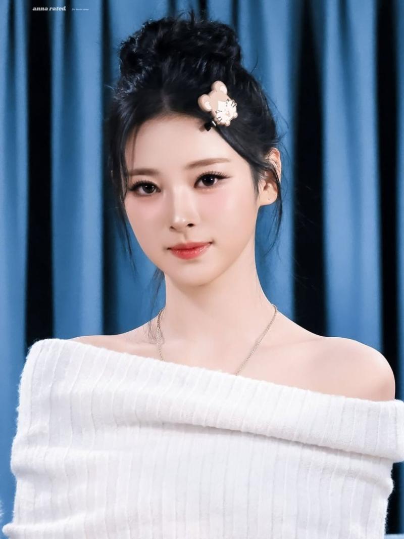 MEOVV (미야오) 안나