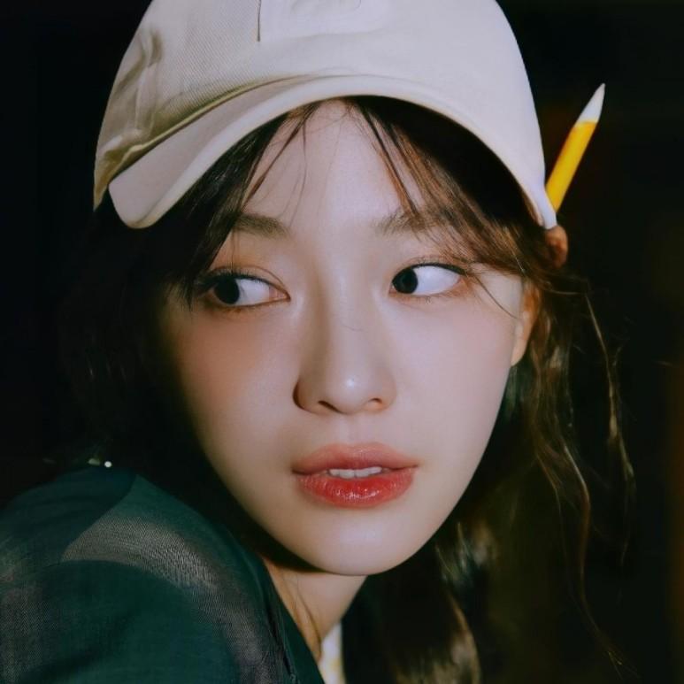김세정