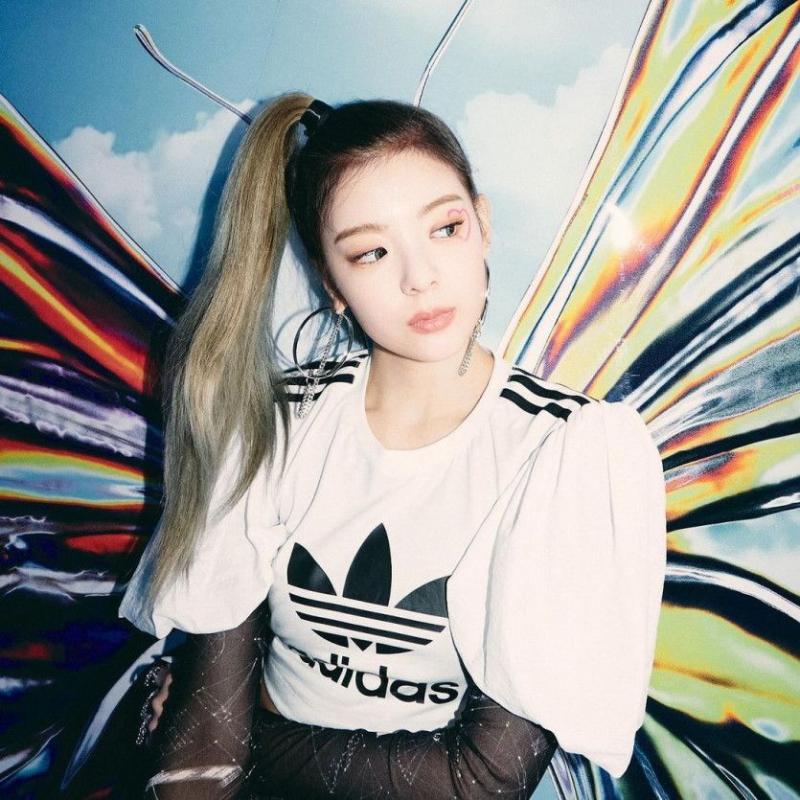 ITZY 리아