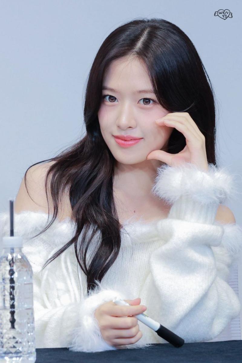 아이브 안유진