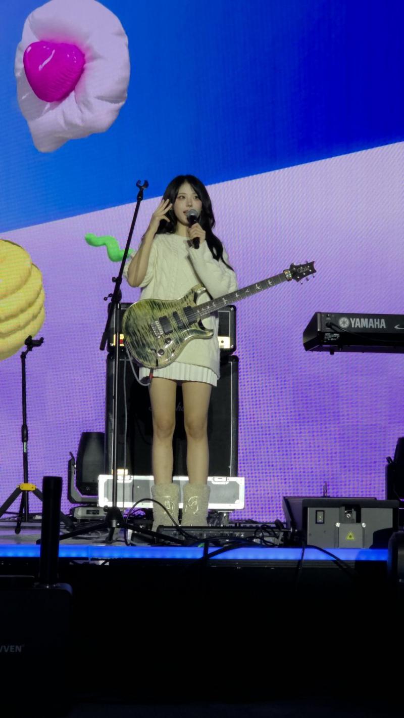 QWER 히나