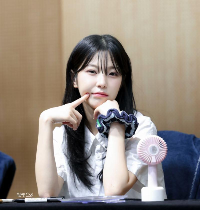 프로미스나인 백지헌