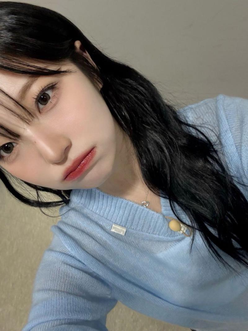 프로미스나인 백지헌