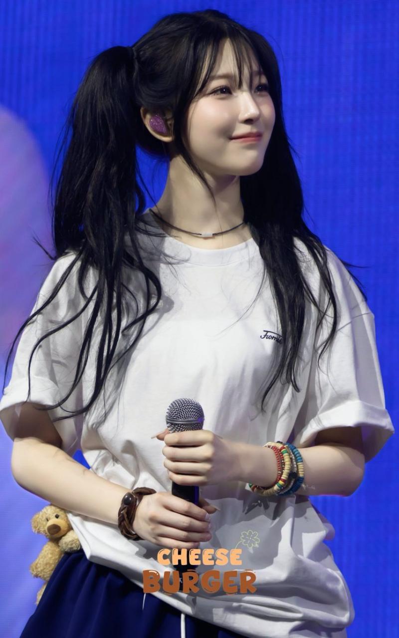 프로미스나인 백지헌