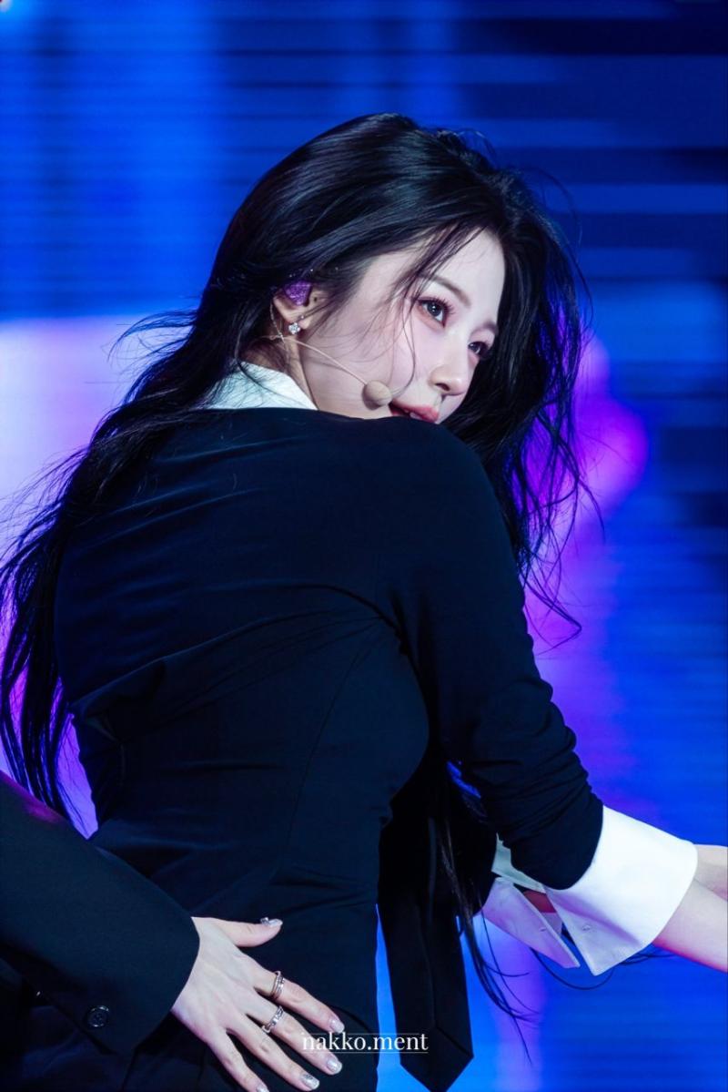 프로미스나인 백지헌