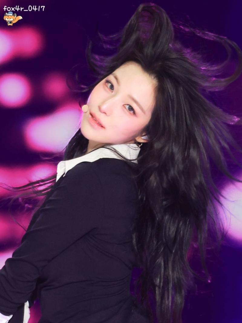 프로미스나인 백지헌