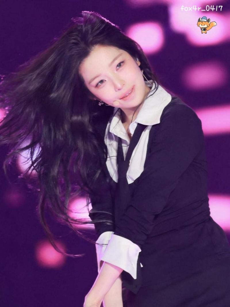프로미스나인 백지헌