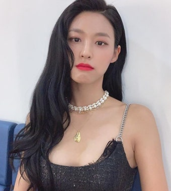 김설현
