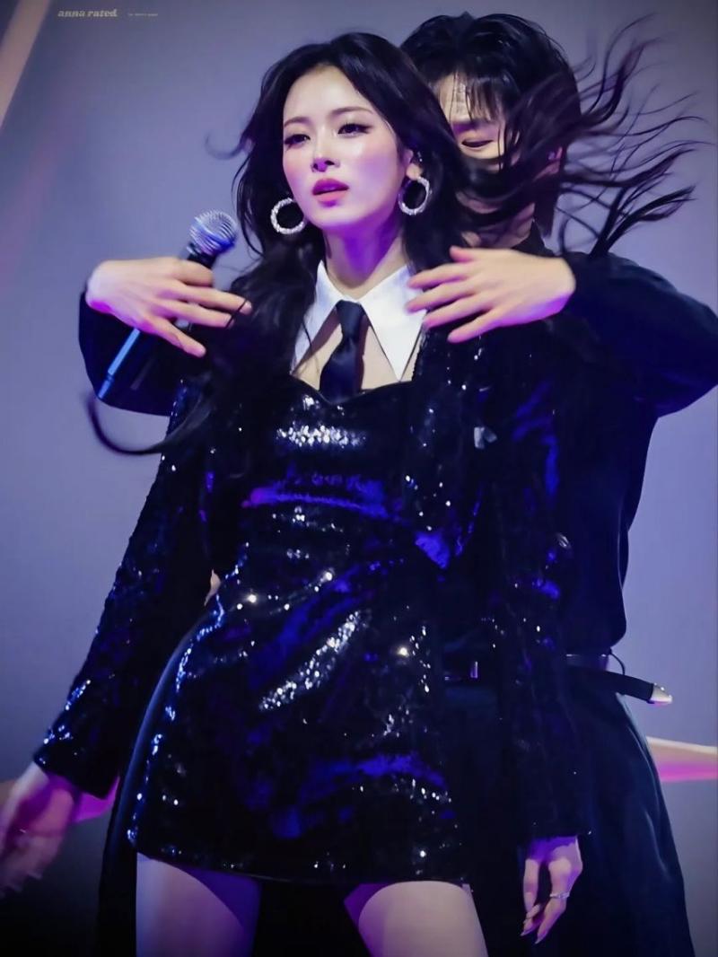 MEOVV (미야오) 안나