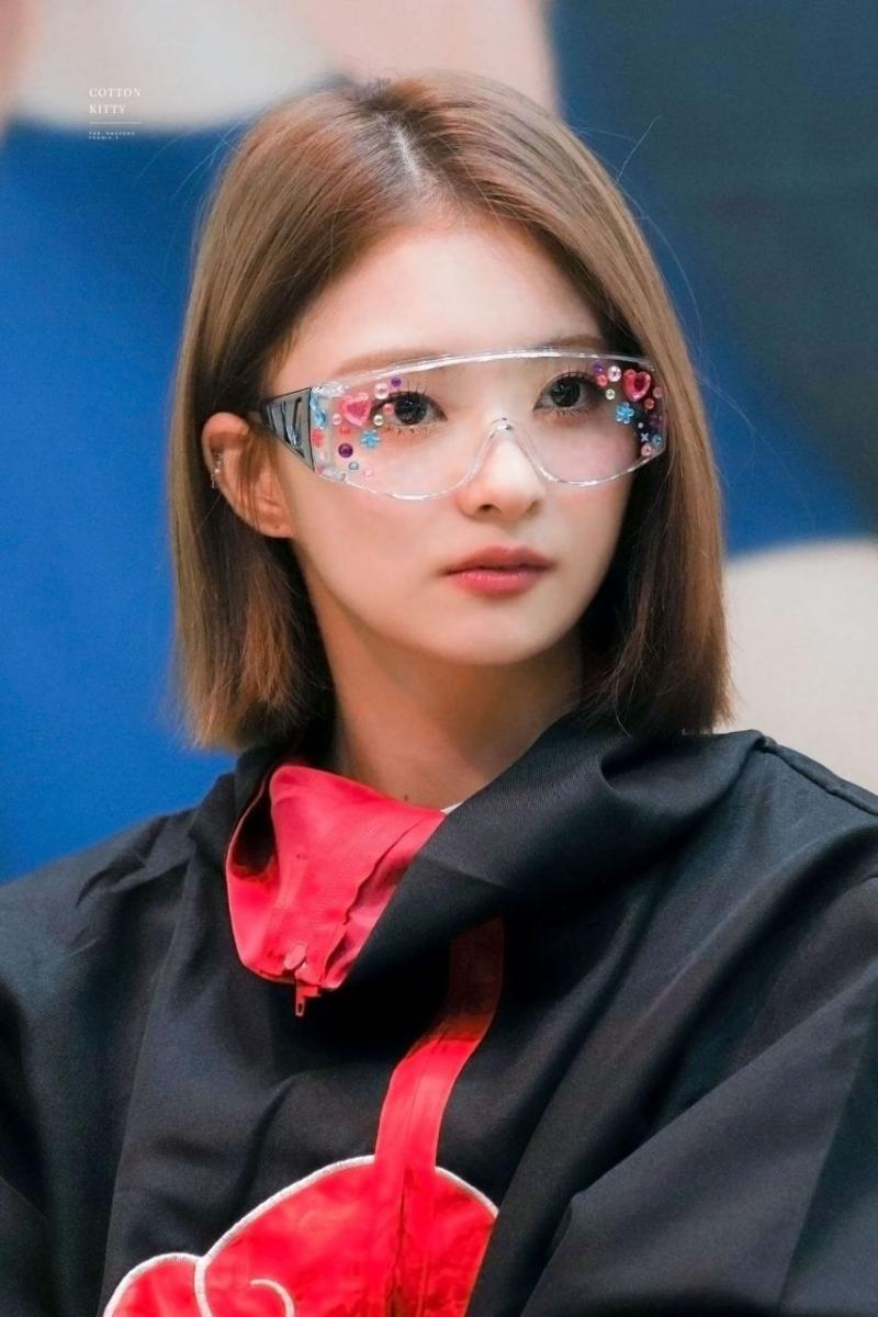 프로미스나인 이나경