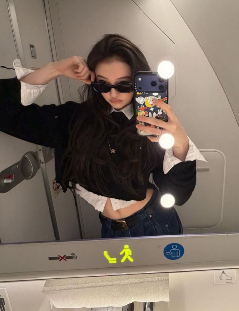 MEOVV (미야오) 엘라
