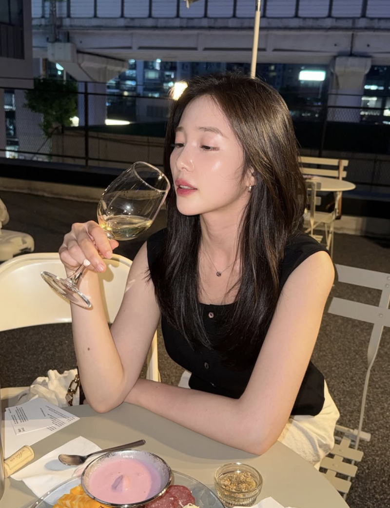 윤채경