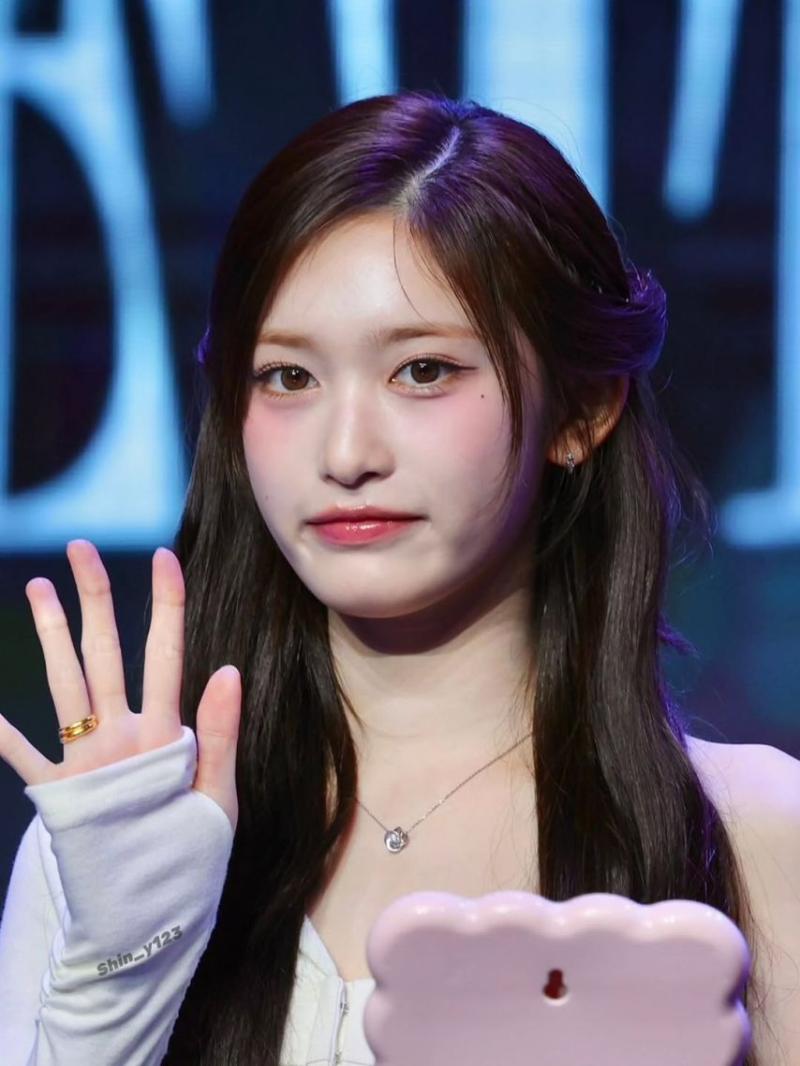 IVE (아이브) 이서