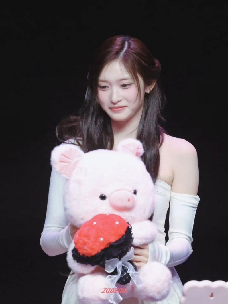 IVE (아이브) 이서
